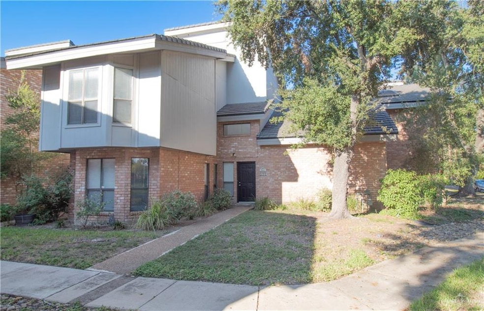 132 Xanthisma Ave unit 141, McAllen, TX 78504 - photo 1