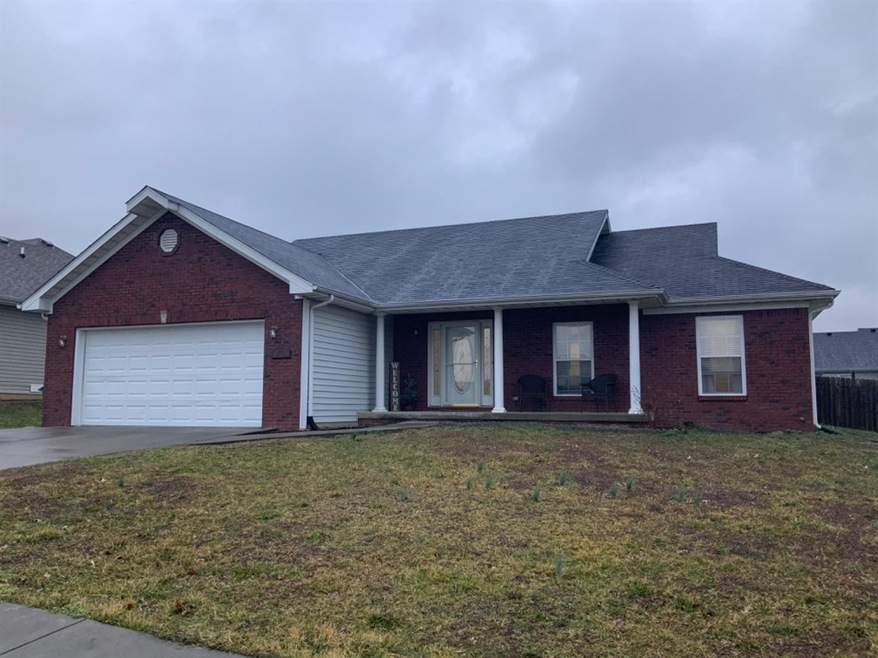 2016 Chris Dr, Lawrenceburg, KY 40342 - photo 1