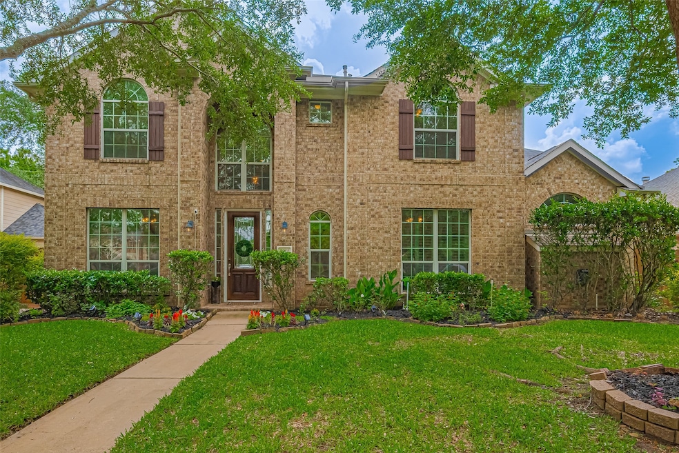 Welcome to a refreshed home at 3314 Brushy Lake Dr