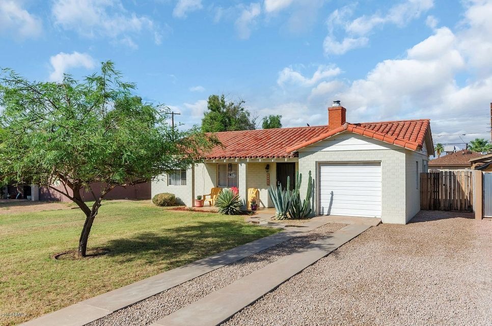 1806 N 18th Pl-large-001-16-Front Exteri