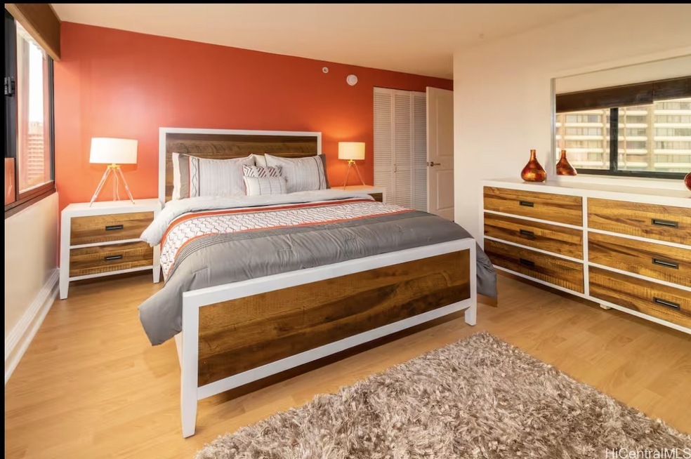 Windsor Condos unit 1404, Honolulu, HI 96815 - photo 1