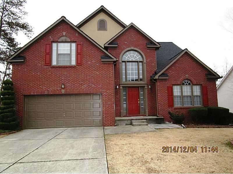 Exterior Front. Brick Front, All sides are Concret