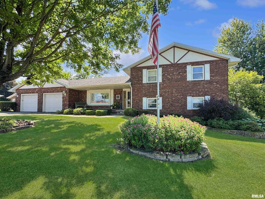 Pending $295,000 • Co-Listing Agent