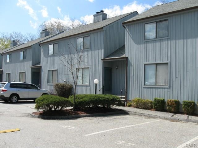 19 Somers St unit B6, Danbury, CT 06810 - photo 1