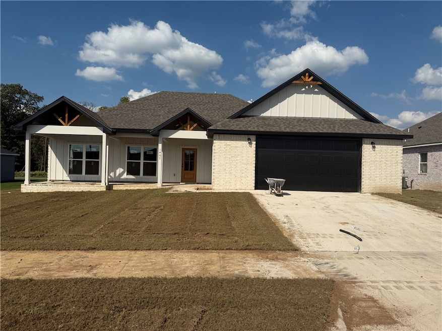 1407 Latium St, Siloam Springs, AR 72761 - photo 1