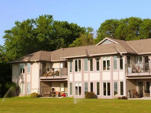 2170 10th St, Menominee, MI 49858 - photo 1