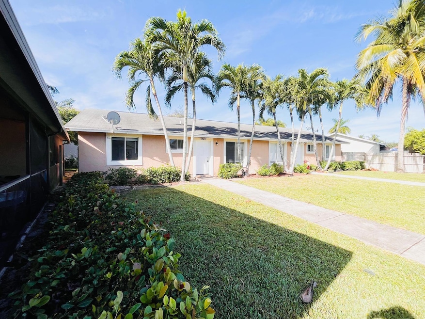 12419 Westhampton Cir, Wellington, FL 33414 - photo 1