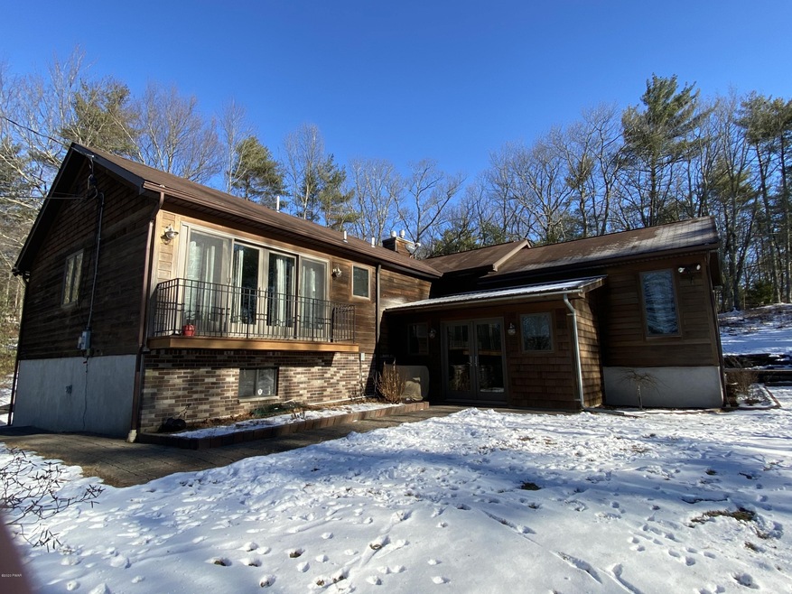 119 Greenwood Cir, Milford, PA 18337 - photo 1