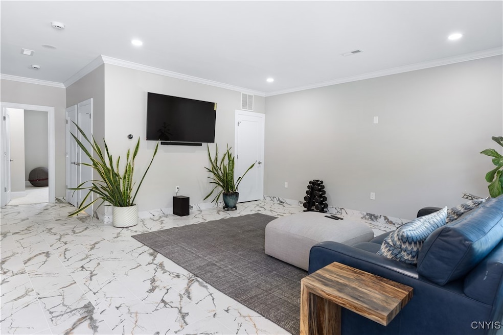 238 Oriskany Blvd unit 3, Whitesboro, NY 13492 - photo 1