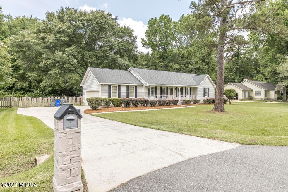 129 Francis Dr, Macon, GA 31216 - photo 1