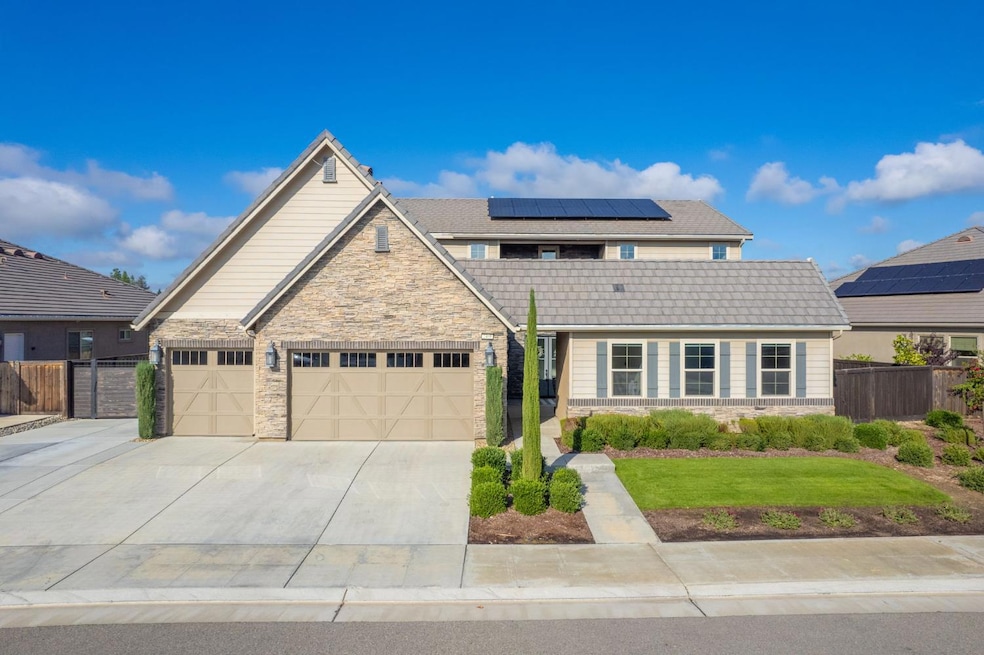 2468 E Kynzlee Ave, Fresno, CA 93730 - photo 1