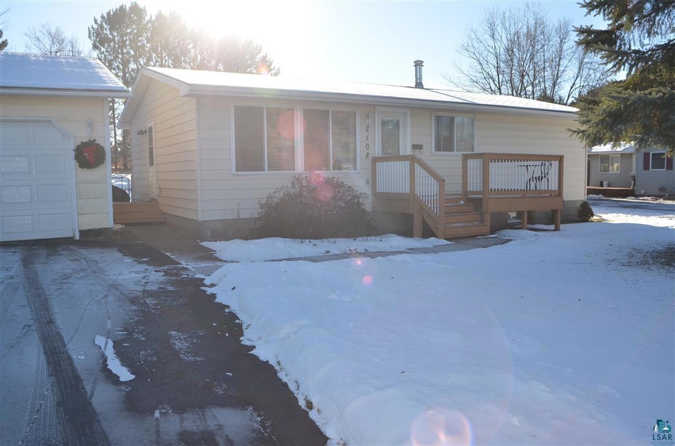 2108 Prospect Ave, Cloquet, MN 55720 - photo 1