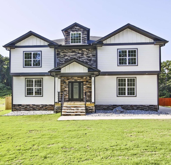 2361 Mcafee Rd, Decatur, GA 30032 - photo 1