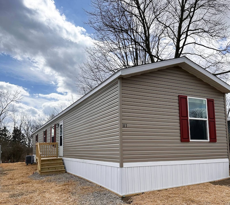 177 Thorn Locust Ln, London, OH 43140 - photo 1