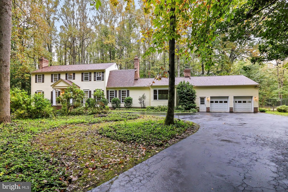 10623 Timberidge Rd, Fairfax Station, VA 22039 - photo 1