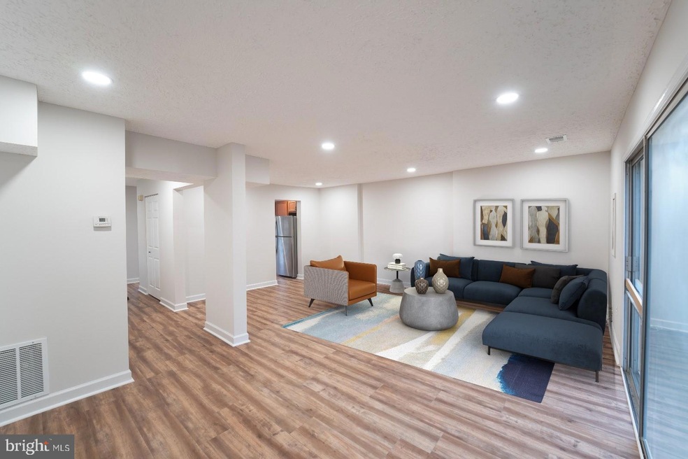 2135 N Anvil Ln, Temple Hills, MD 20748 - photo 1