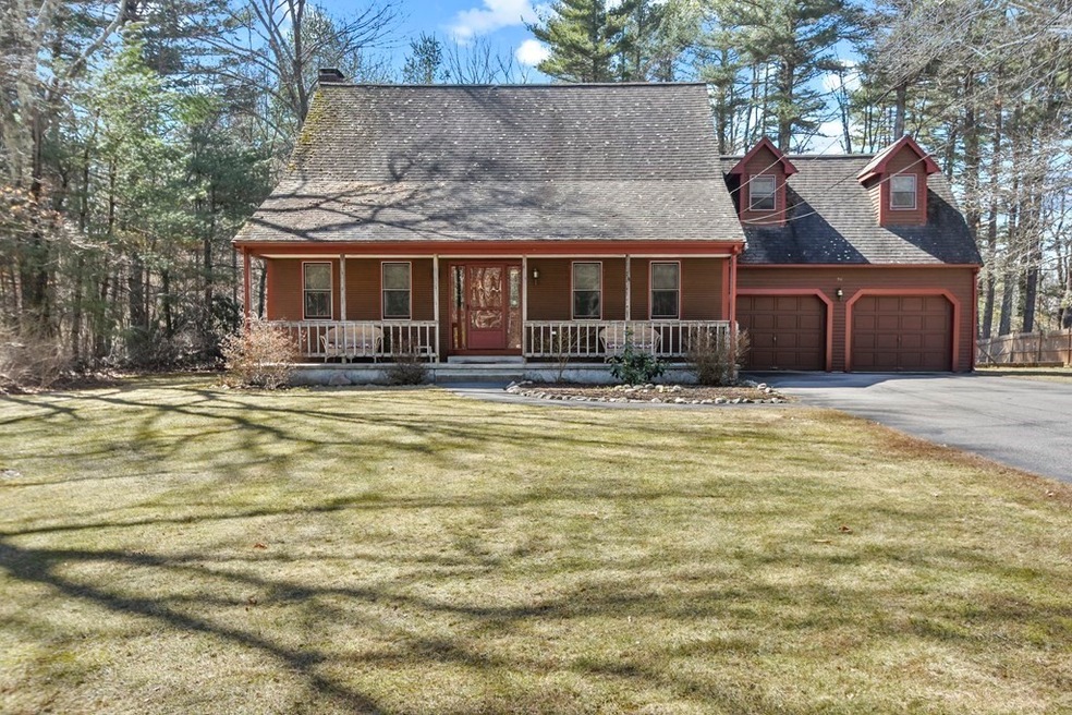 70 North St, Bellingham, MA 02019 - photo 1