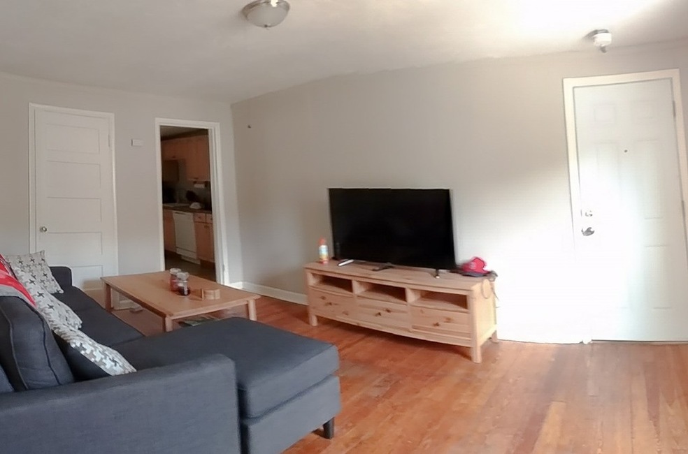 114 Main St unit 3L, South Grafton, MA 01560 - photo 1