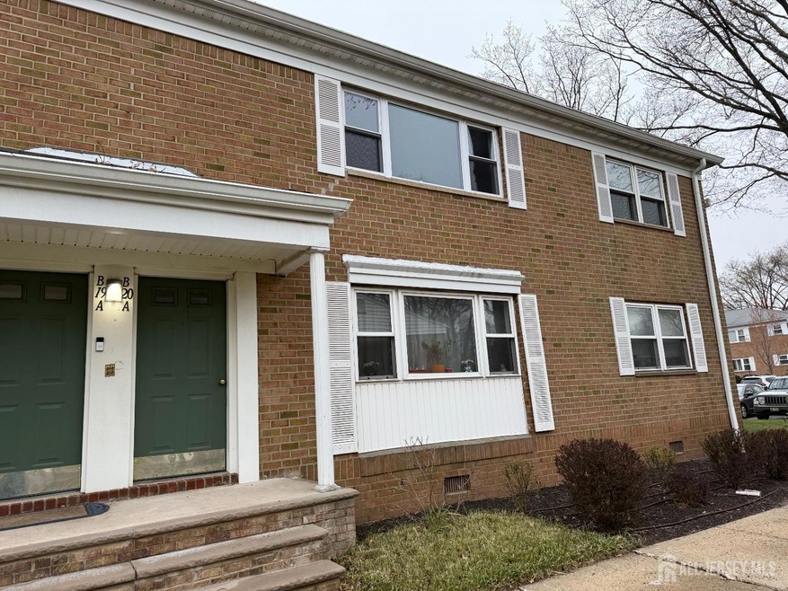 172 Evergreen Rd unit 20B, Edison, NJ 08837 - photo 1