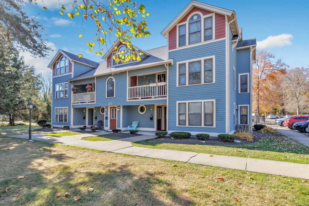 3208 Whitney Ave unit 7D, Hamden, CT 06518 - photo 1