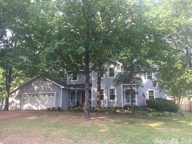 119 Red Oak Lane in River Oaks Subdivision!