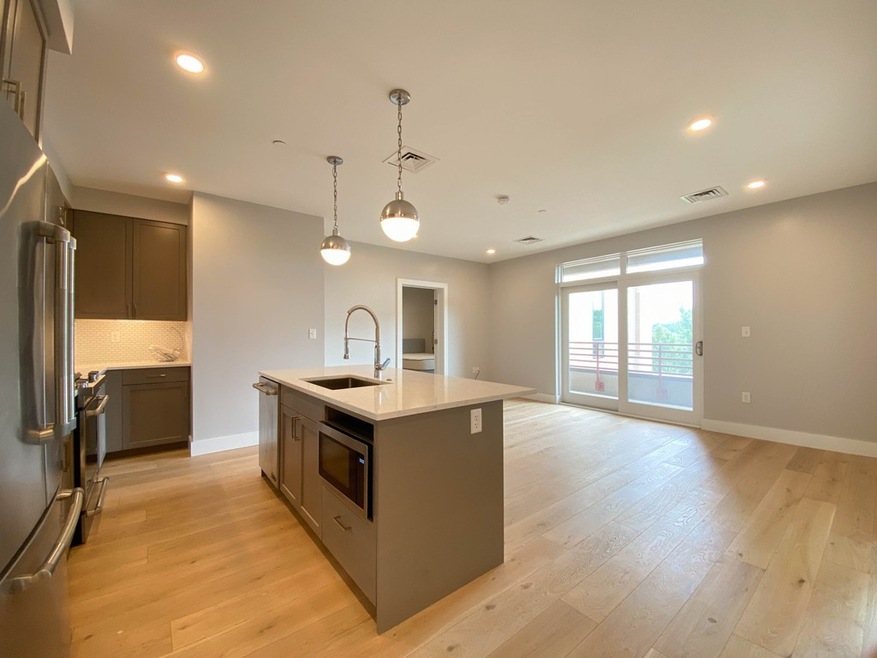 1650 Commonwealth Ave unit 404, Boston, MA 02135 - photo 1