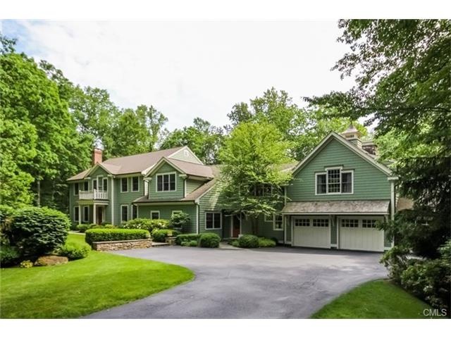 Welcome home to 47 Tubbs Spring Drive!