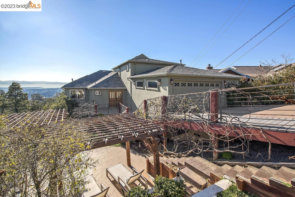 Sold $1,950,000 • Co-Listing Agent