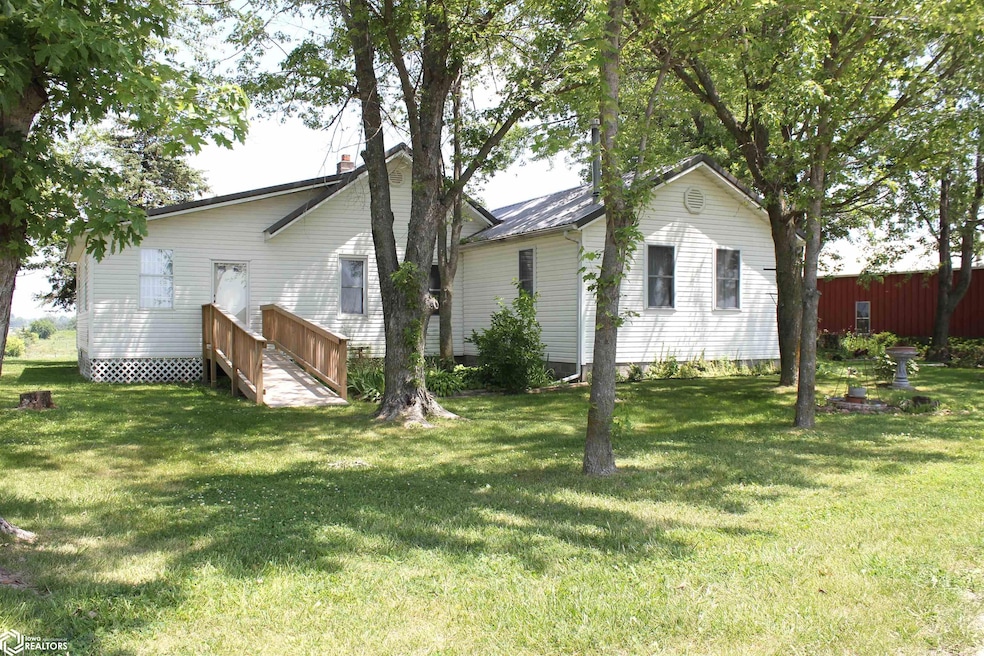 19743 212th St, Bloomfield, IA 52537 - photo 1