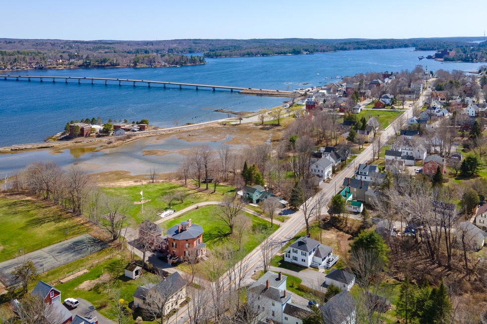02-63FederalSt-Wiscasset-KS