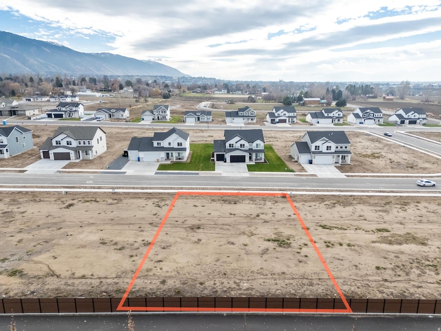 667 E 2475 N unit 8, North Logan, UT 84341 - photo 1