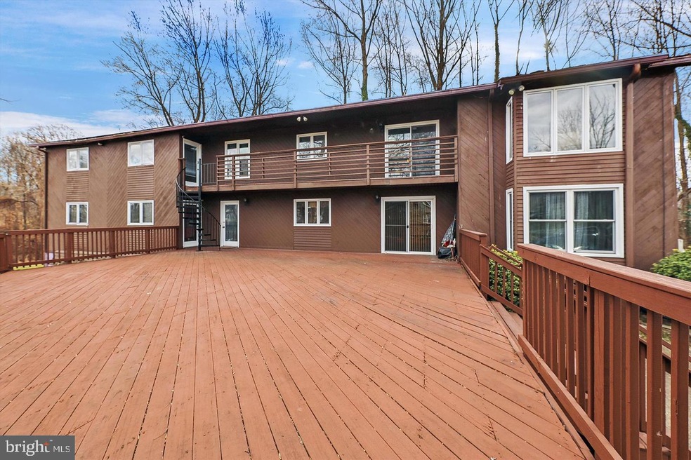 1000 Rollins Ave, Capitol Heights, MD 20743 - photo 1