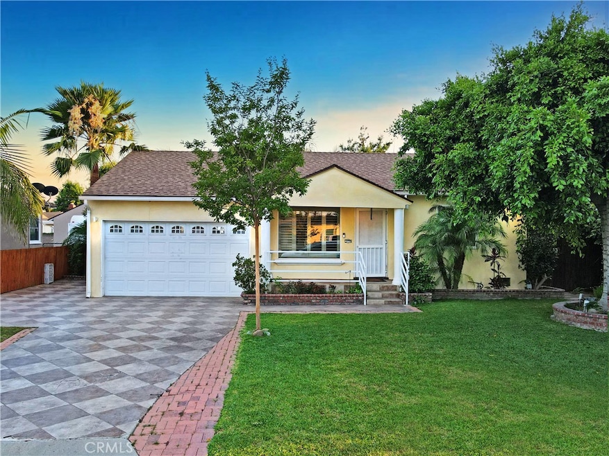 7820 Springer St, Downey, CA 90242 - photo 1