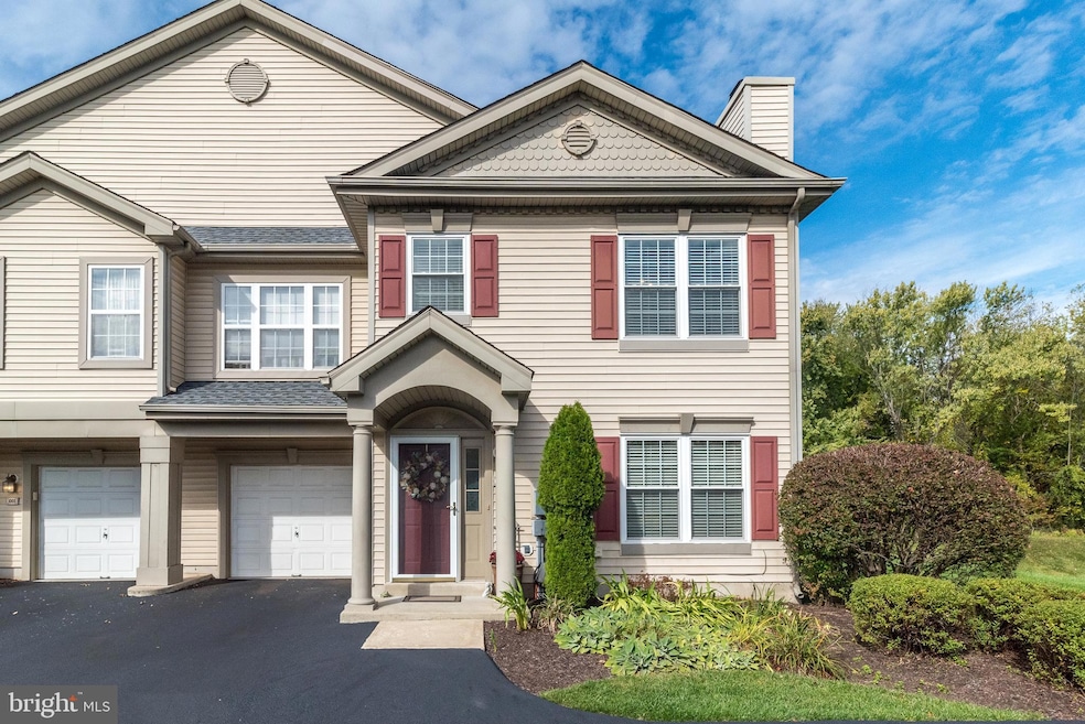 1008 Julian Dr W unit W, Warwick, PA 18974 - photo 1