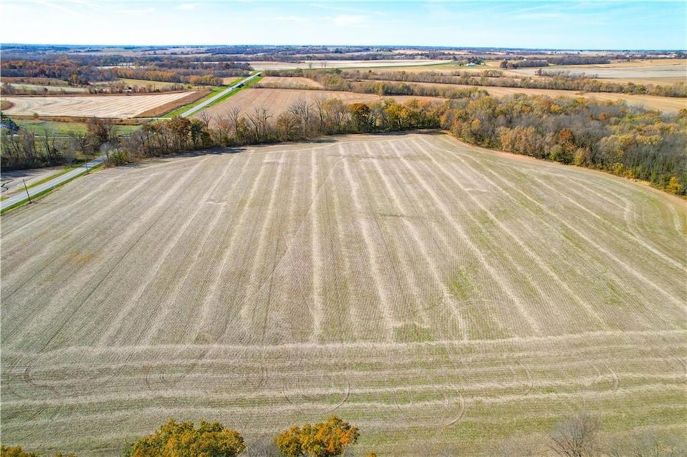 0 6 Hwy unit HMS2587486, Easton, MO 64443 - photo 1