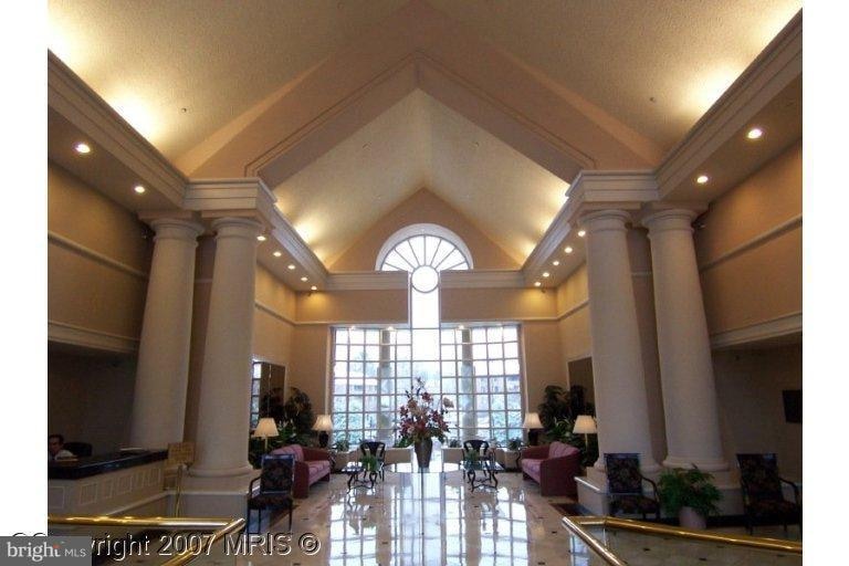 The Fallswood, Rockville, MD 20852 - photo 1