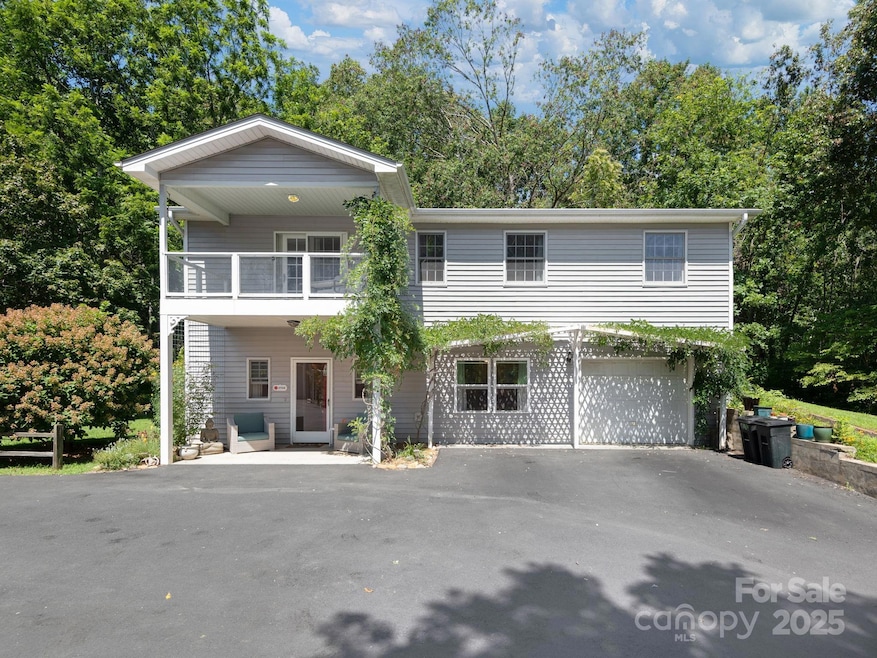 1702 New Stock Rd, Weaverville, NC 28787 - photo 1