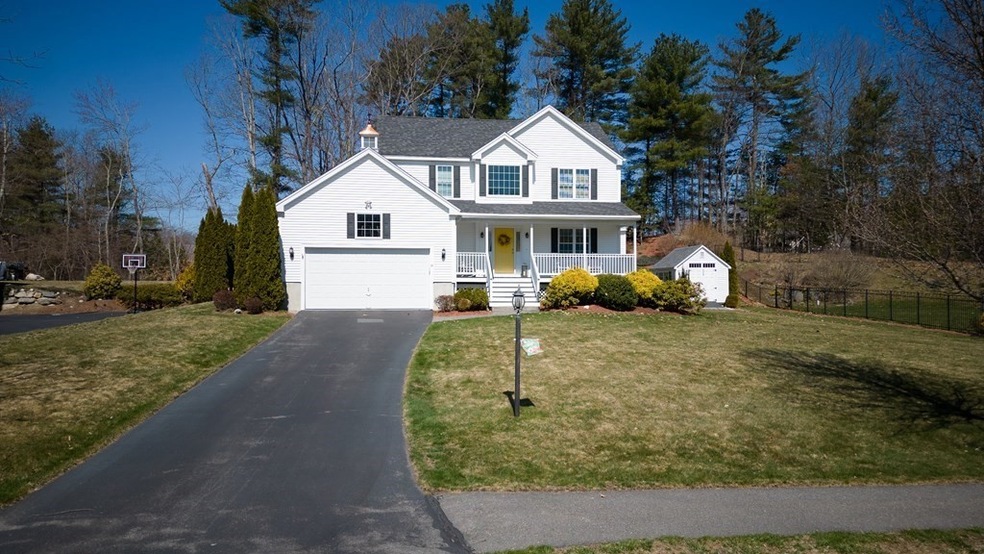 32 Lakeview Dr, Shirley, MA 01464 - photo 1