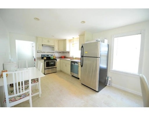144 Lake Shore Dr unit 1, East Weymouth, MA 02189 - photo 1
