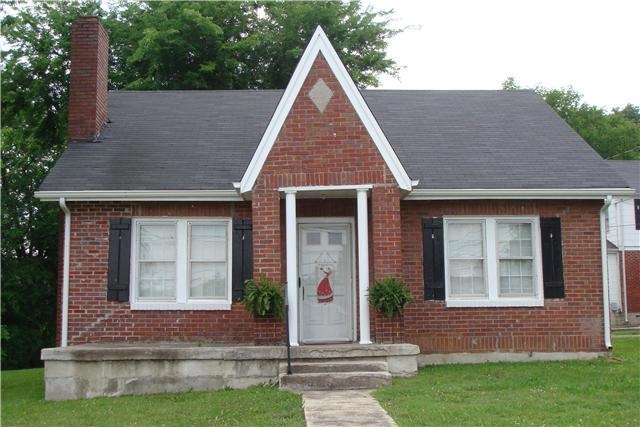 821 Union St, Shelbyville, TN 37160 - photo 1