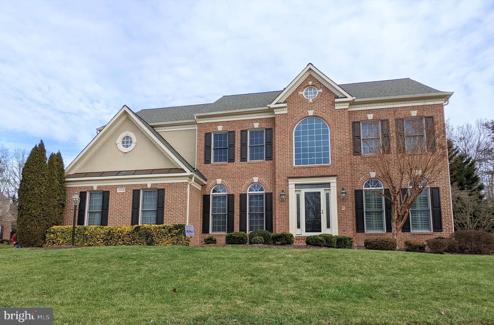 43345 St Andrews St, Chantilly, VA 20152 - photo 1