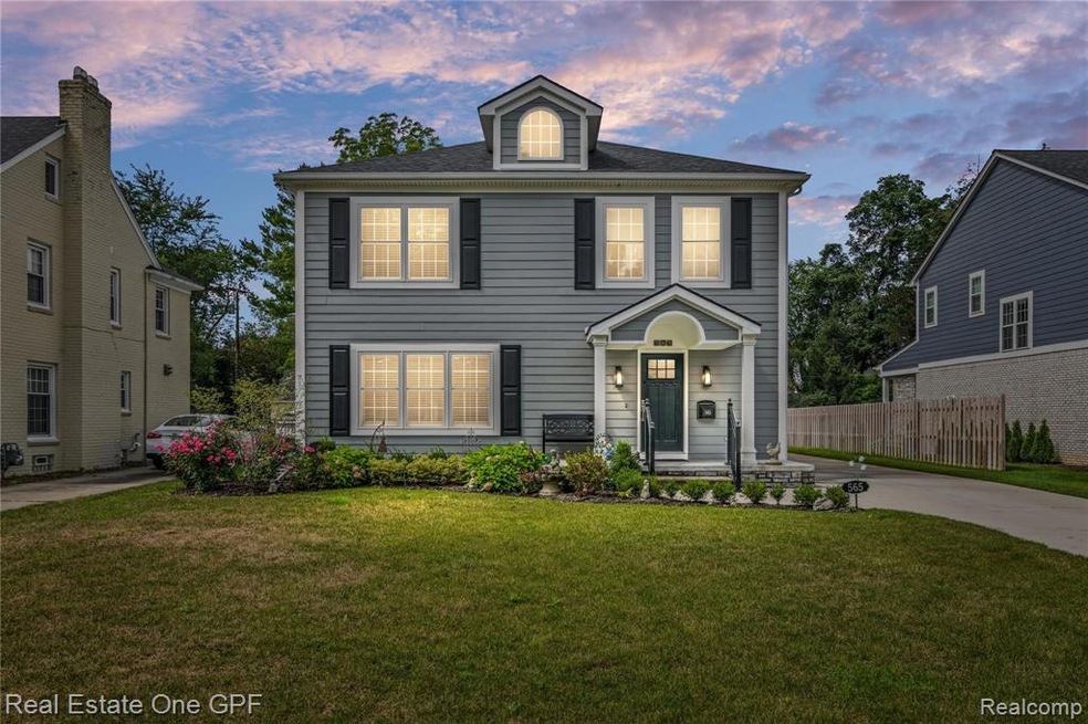 565 Washington Rd, Grosse Pointe, MI 48230 - photo 1
