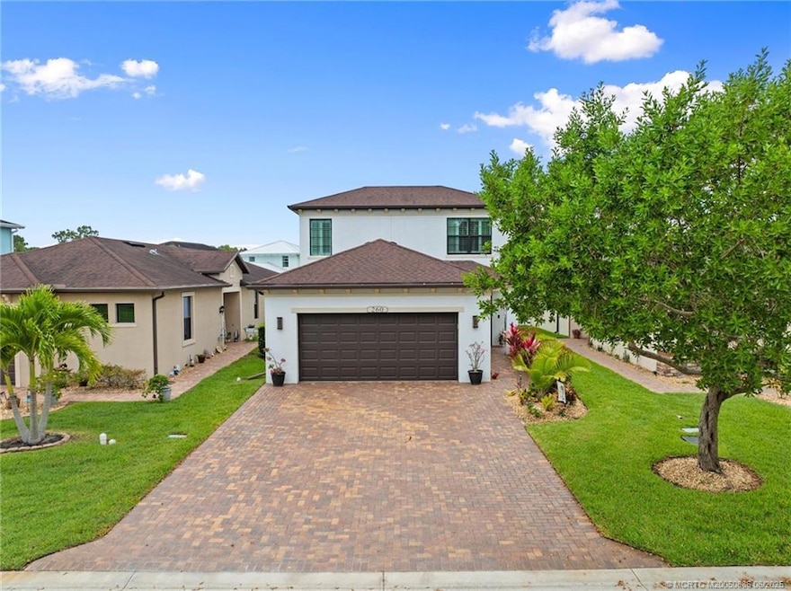 260 SE Via Visconti, Port Saint Lucie, FL 34952 - photo 1