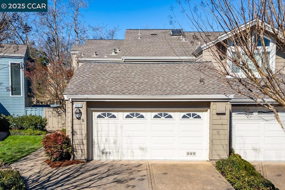 Sold $1,035,000