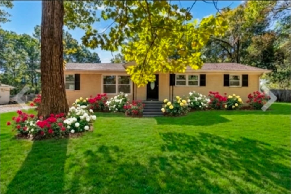 1704 George Thomas Dr, La Vergne, TN 37086 - photo 1