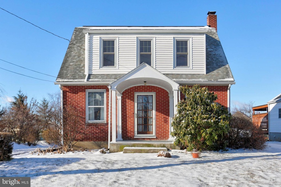 526 Union School Rd, Mount Joy, PA 17552 - photo 1