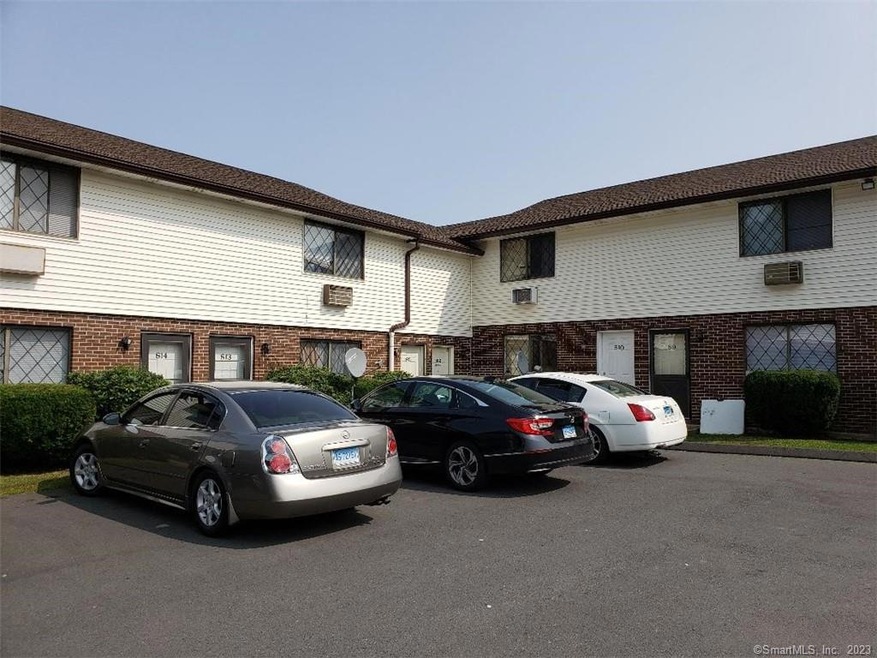 150 Mark Ln unit S12, Waterbury, CT 06704 - photo 1