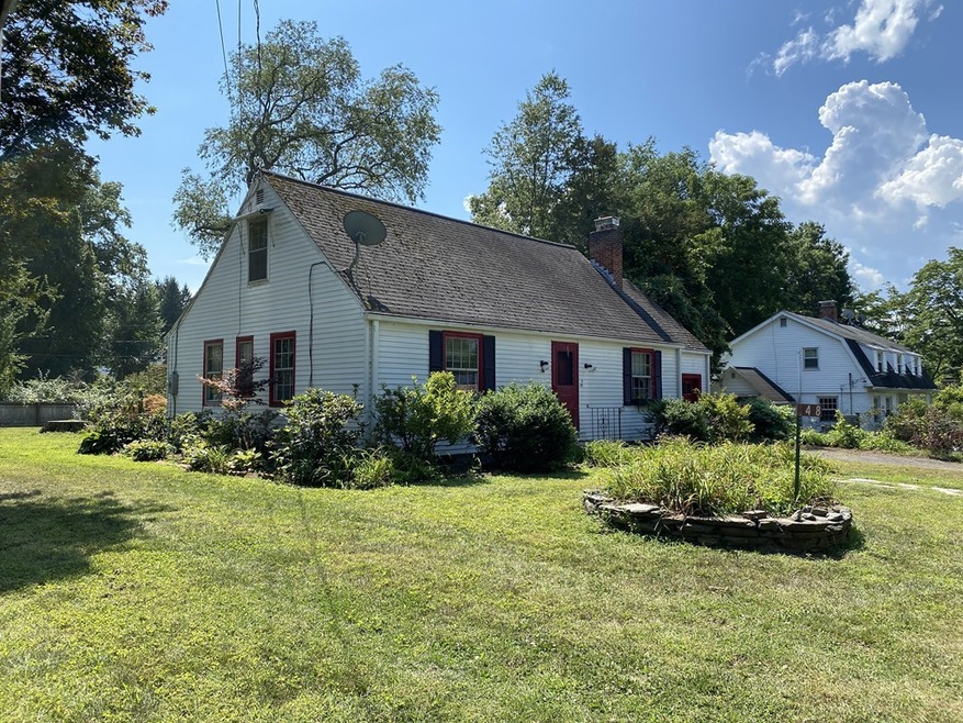 48 Berkshire Terrace, Amherst, MA 01002 - photo 1