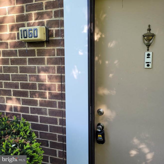 1060 Brinker Dr, Hagerstown, MD 21740 - photo 1