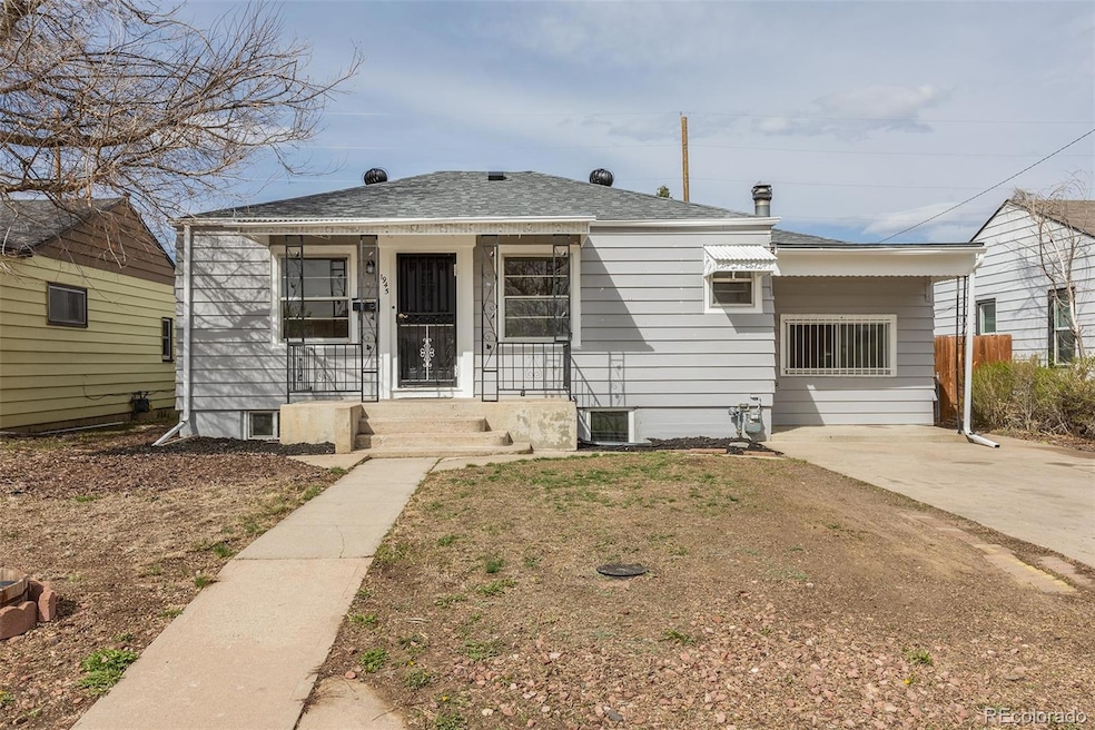 1945 Nome St, Aurora, CO 80010 - photo 1